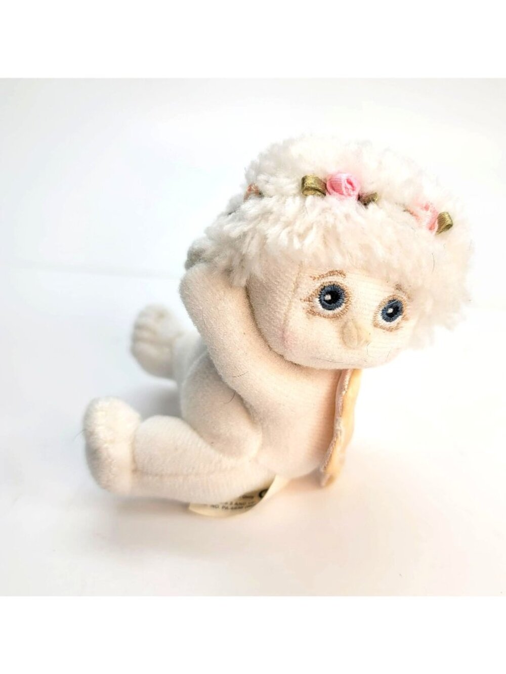 Dream Angel Hugs Plush White with Gold Wings 4" JJ3268